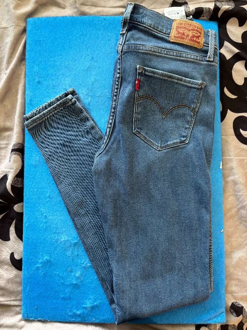 Levi's 720 High Rise Super Skinny, Size 27
